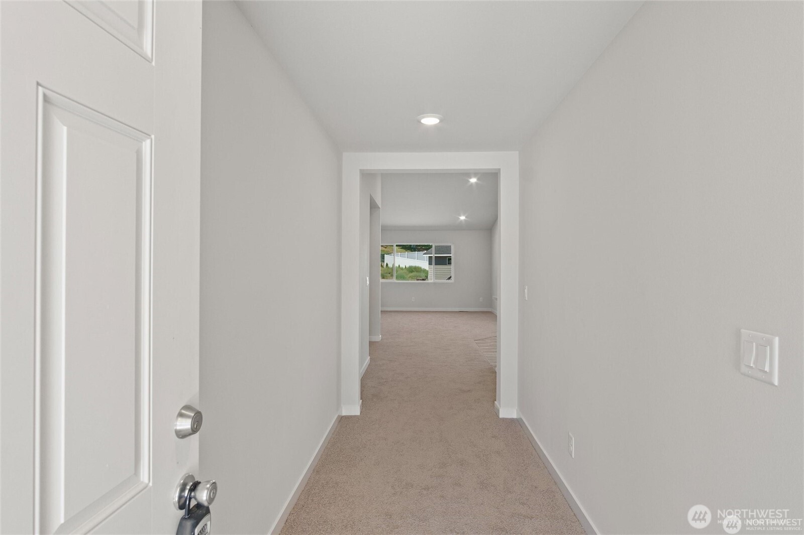 490 North Ruddy Street Moses Lake, WA 98837 - Photo 4 of 15 Gallery Image 4