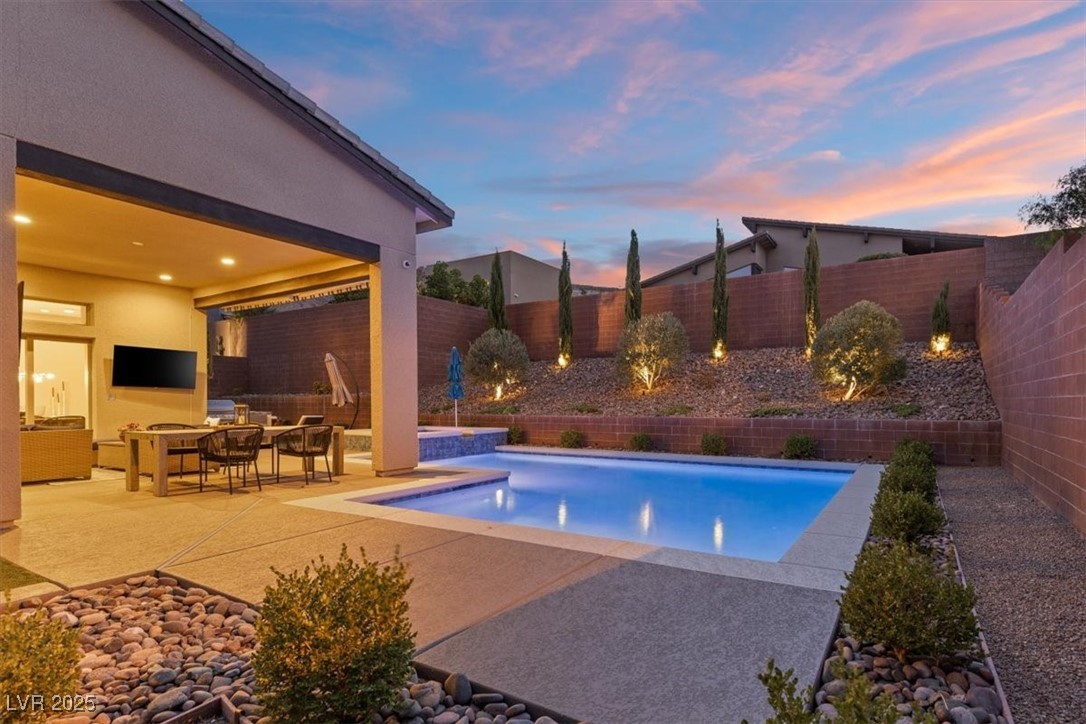 6845 Stellar Wind Street Las Vegas, NV 89135 - Photo 11 of 77