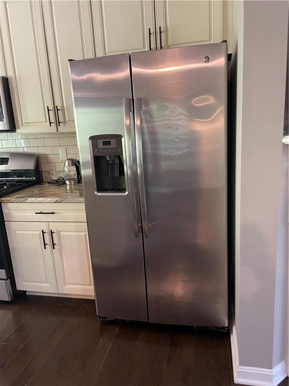 301 Trinity Way Wexford, PA 15090 - Photo 10 of 24 Stainless Steel Appliances
