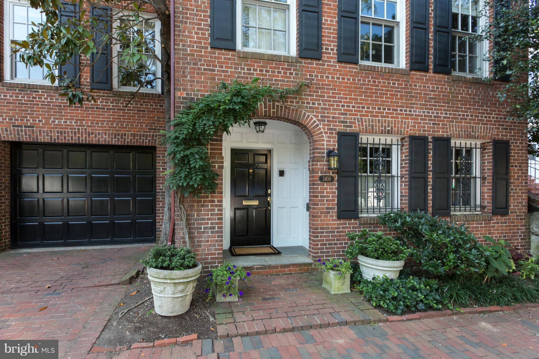 3406 R Street Northwest Washington, DC 20007 - Photo 2 of 21 Entry