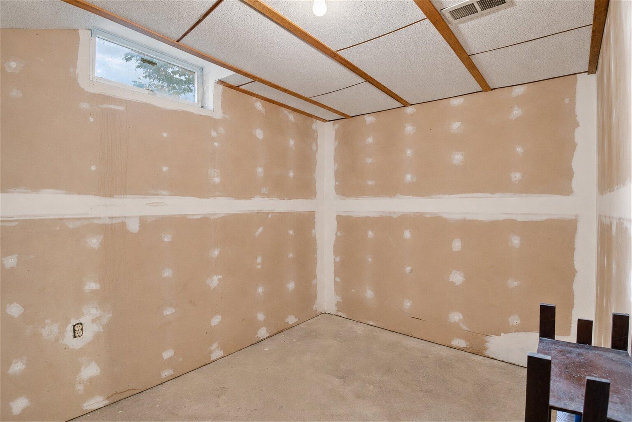 3076 Senator Road Sheridan, MI 48884 - Photo 20 of 47 24-3076-Senator-Rd-Sheridan-WindowStill