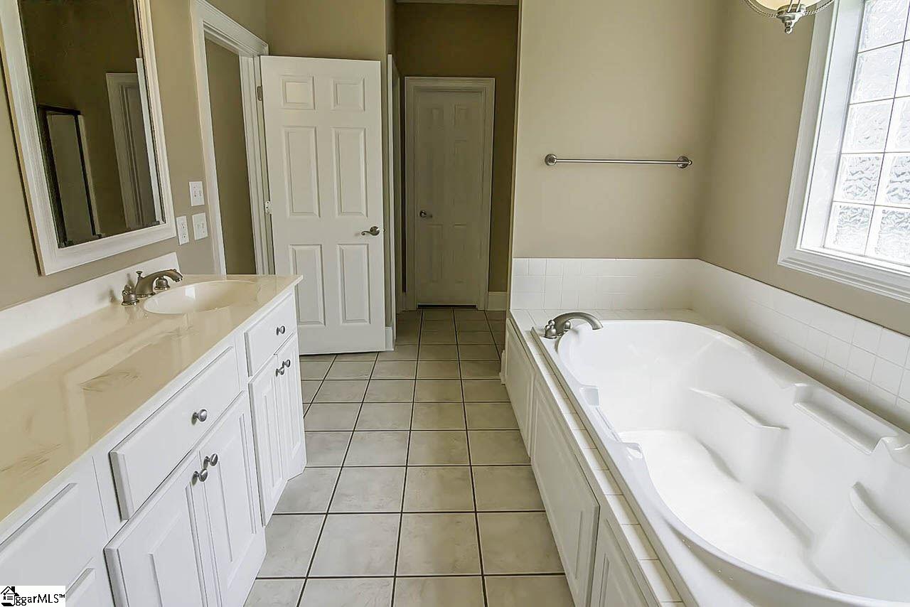 491 Cobblestone Drive Inman, SC 29349 - Photo 16 of 36
