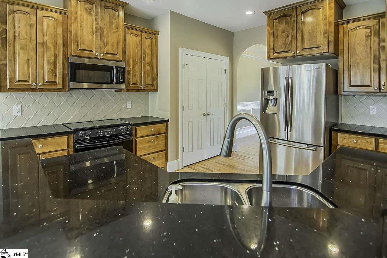 491 Cobblestone Drive Inman, SC 29349 - Photo 10 of 36