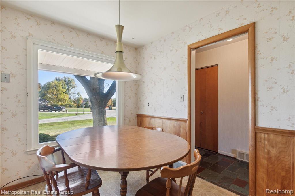 26115 Steele Road Farmington Hills, MI 48331 - Photo 15 of 40