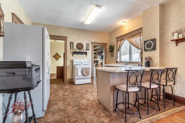 $187,500 | 310 Douglas Avenue, Henning, MN 56551