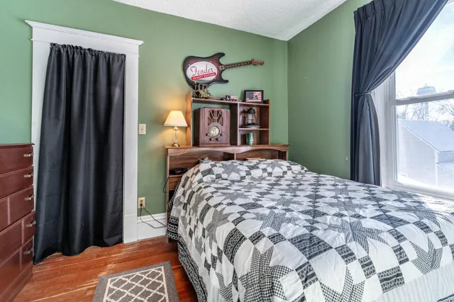 $187,500 | 310 Douglas Avenue, Henning, MN 56551