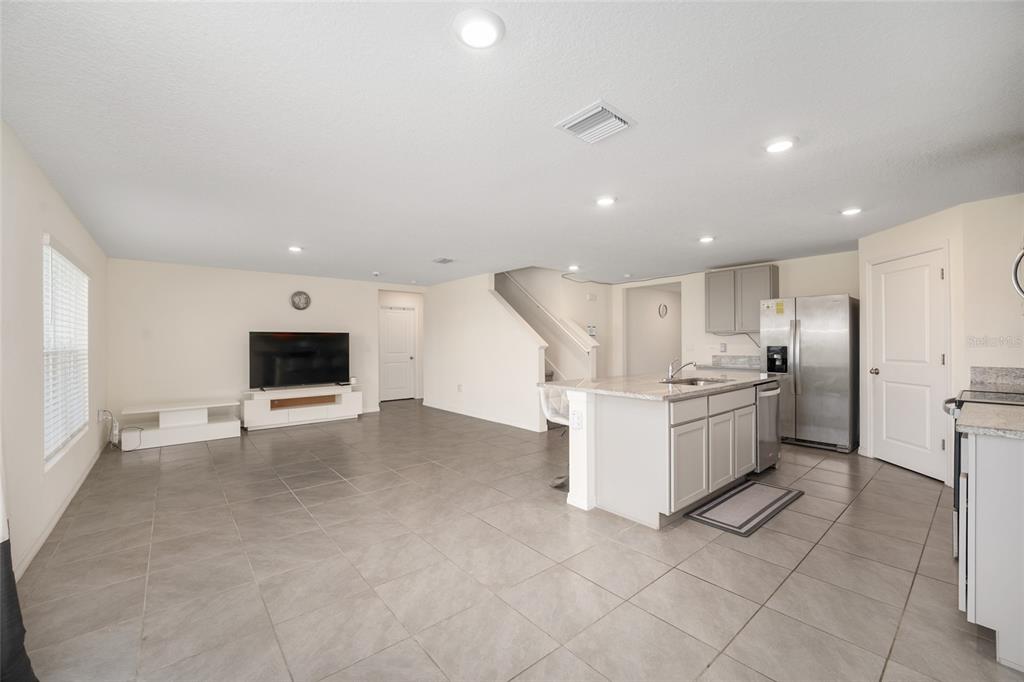 5394 Southwest 40th Street Ocala, FL 34474 - Photo 8 of 39