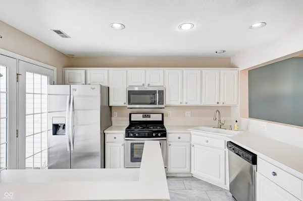 $250,000 | 12673 Ladson Street, Fishers, IN 46038