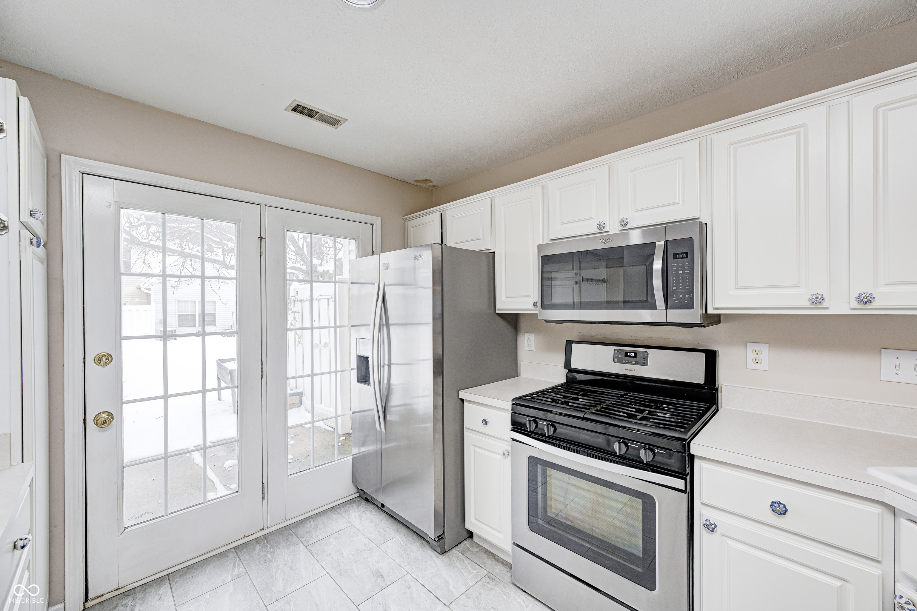 12673 Ladson Street Fishers, IN 46038 - Photo 14 of 44