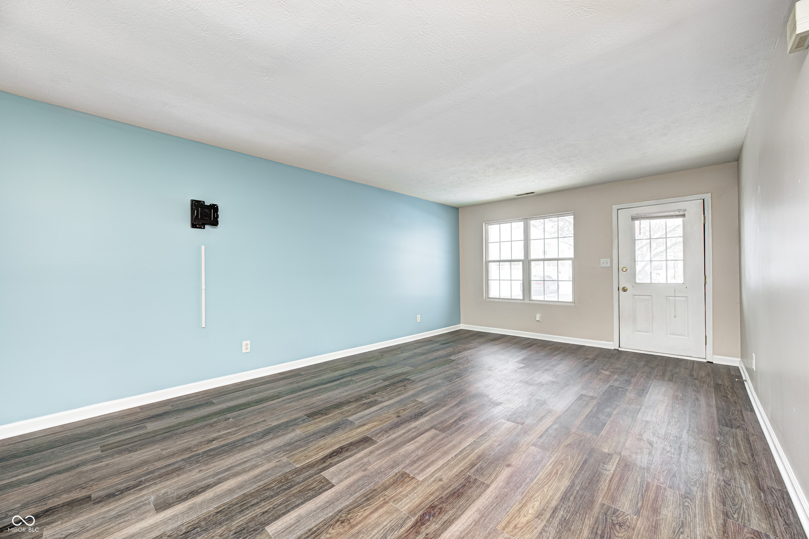 12673 Ladson Street Fishers, IN 46038 - Photo 2 of 44