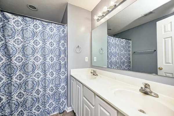 $250,000 | 12673 Ladson Street, Fishers, IN 46038