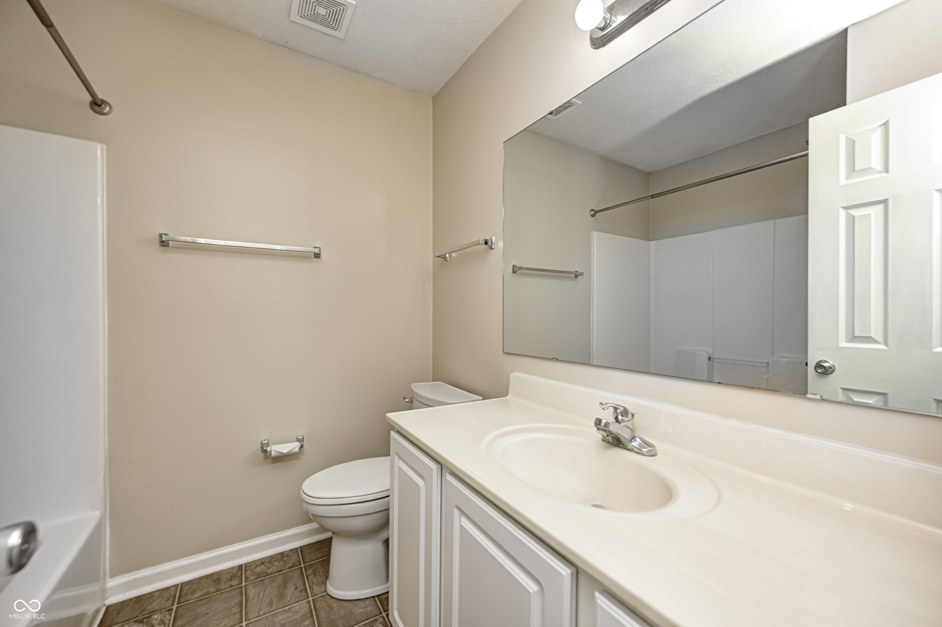 12673 Ladson Street Fishers, IN 46038 - Photo 28 of 44