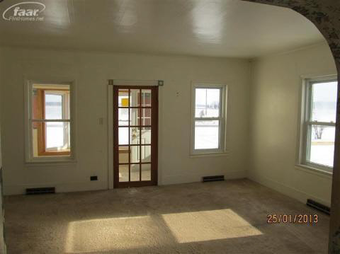 6135 North State Road Owosso, MI 48867 - Photo 3 of 9 20327692-2.JPG