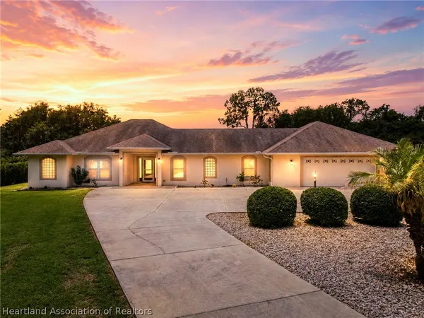 $599,900 | 4086 Camp Shore Drive, Sebring, FL 33875