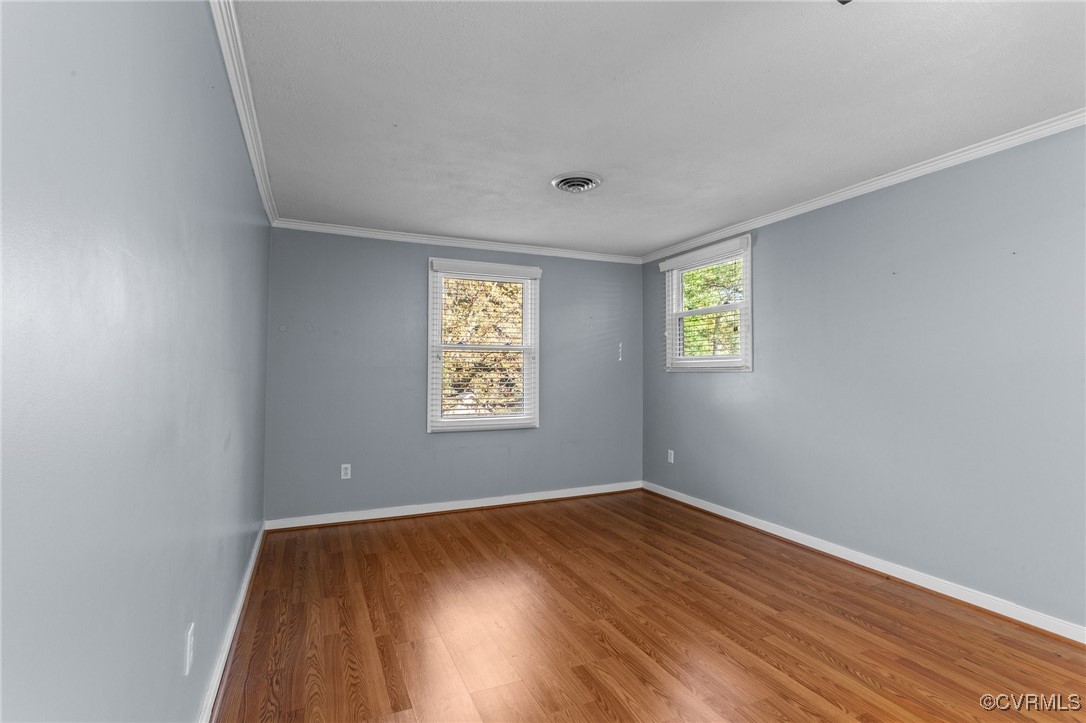 1200 Oldbury Road Midlothian, VA 23113 - Photo 25 of 42 an empty room with windows