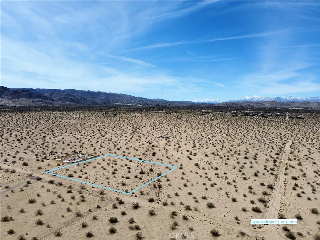 2 Sun Loma Road Joshua Tree, CA 92252 - Photo 3 of 10 a view of a terrace
