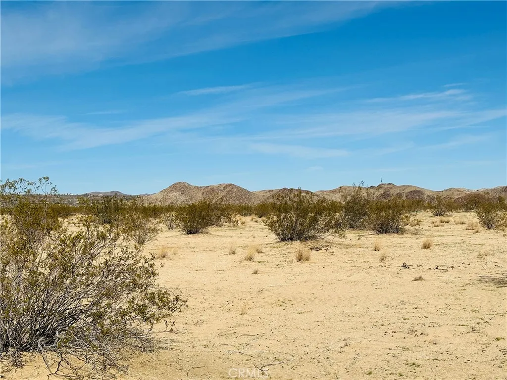 2 Sun Loma Road Joshua Tree, CA 92252 - Photo 7 of 10 a view of mountain with an ocean