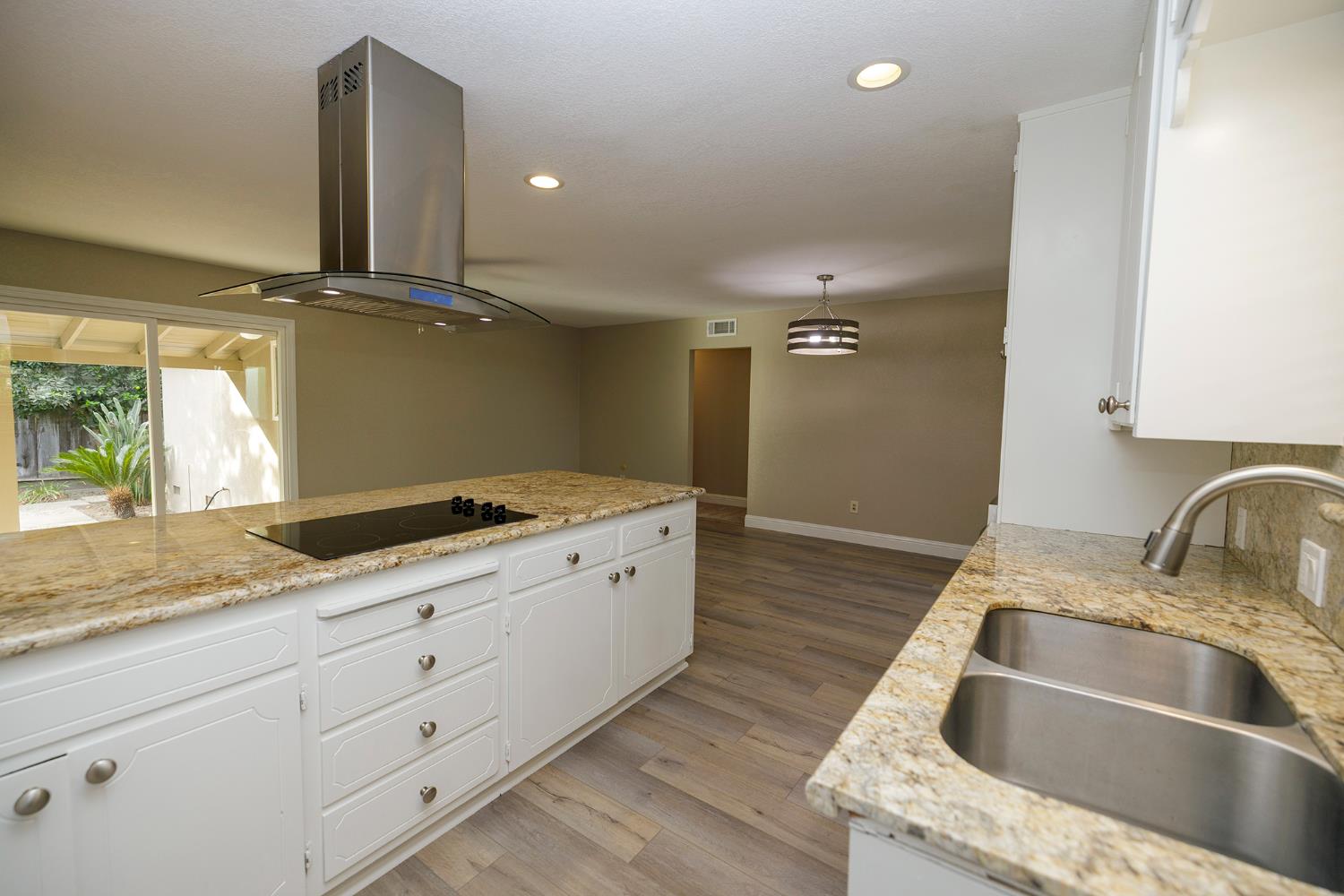 2516 Riedel Way Modesto, CA 95355 - Photo 14 of 27 Gallery Image 14