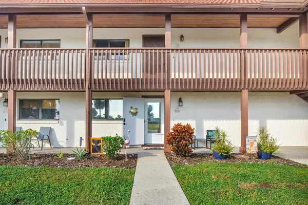 $174,000 | 10104 Village Drive, Unit 4, Lake Wales, FL 33898