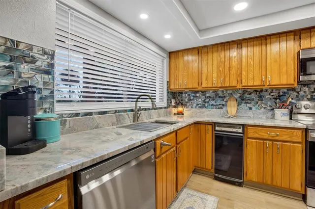 $174,000 | 10104 Village Drive, Unit 4, Lake Wales, FL 33898