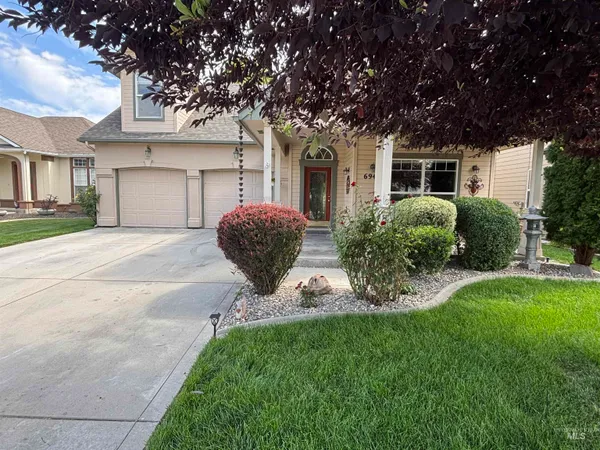 $469,900 | 6945 East Greens Drive, Nampa, ID 83687