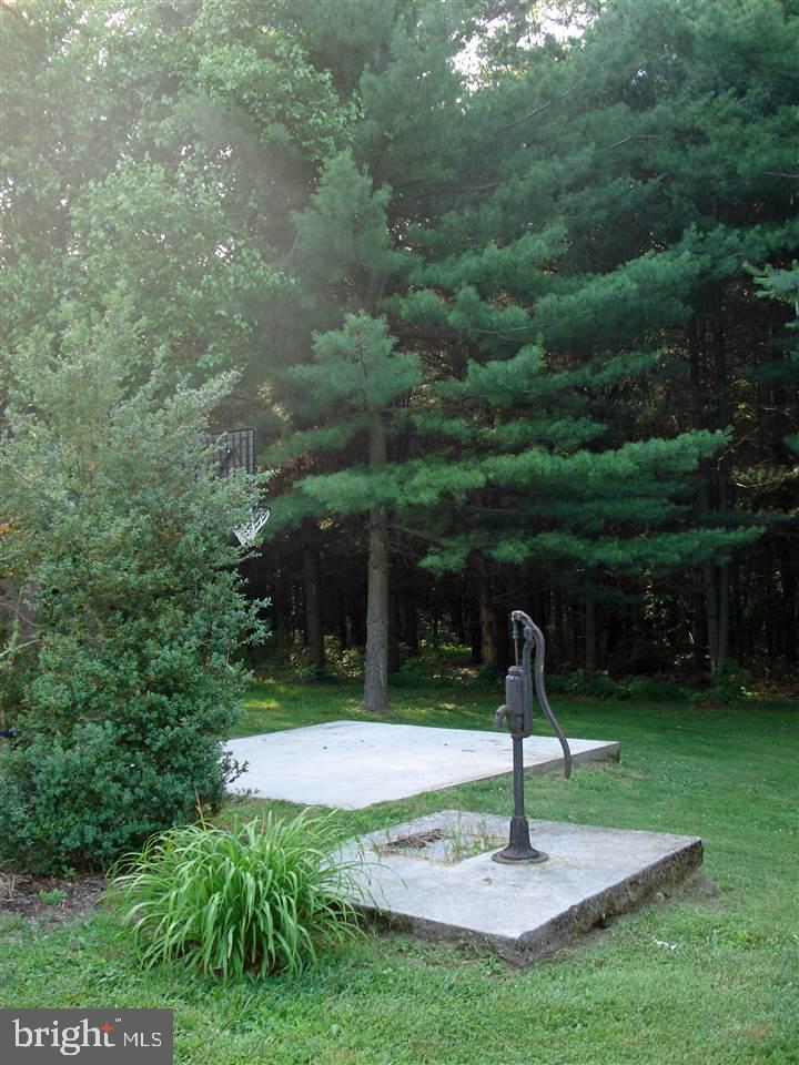 1336 Jackson Square Road Spring Grove, PA 17362 - Photo 22 of 36
