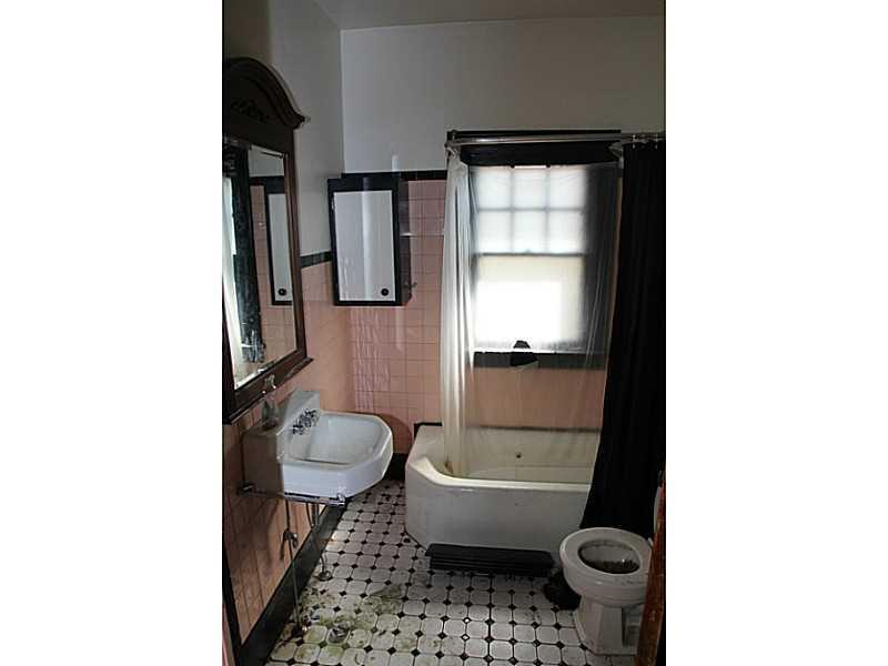 1011 Oak Street Springfield, OH 45505 - Photo 7 of 11