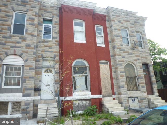 903 Appleton Street Baltimore, MD 21217 - Photo 1 of 10 Front