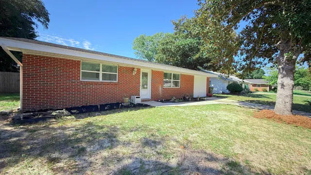 $350,000 | 6 Chelsea Drive Northwest, Fort Walton Beach, FL 32547