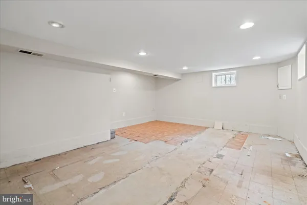 $269,000 | 4102 28th Avenue, Temple Hills, MD 20748