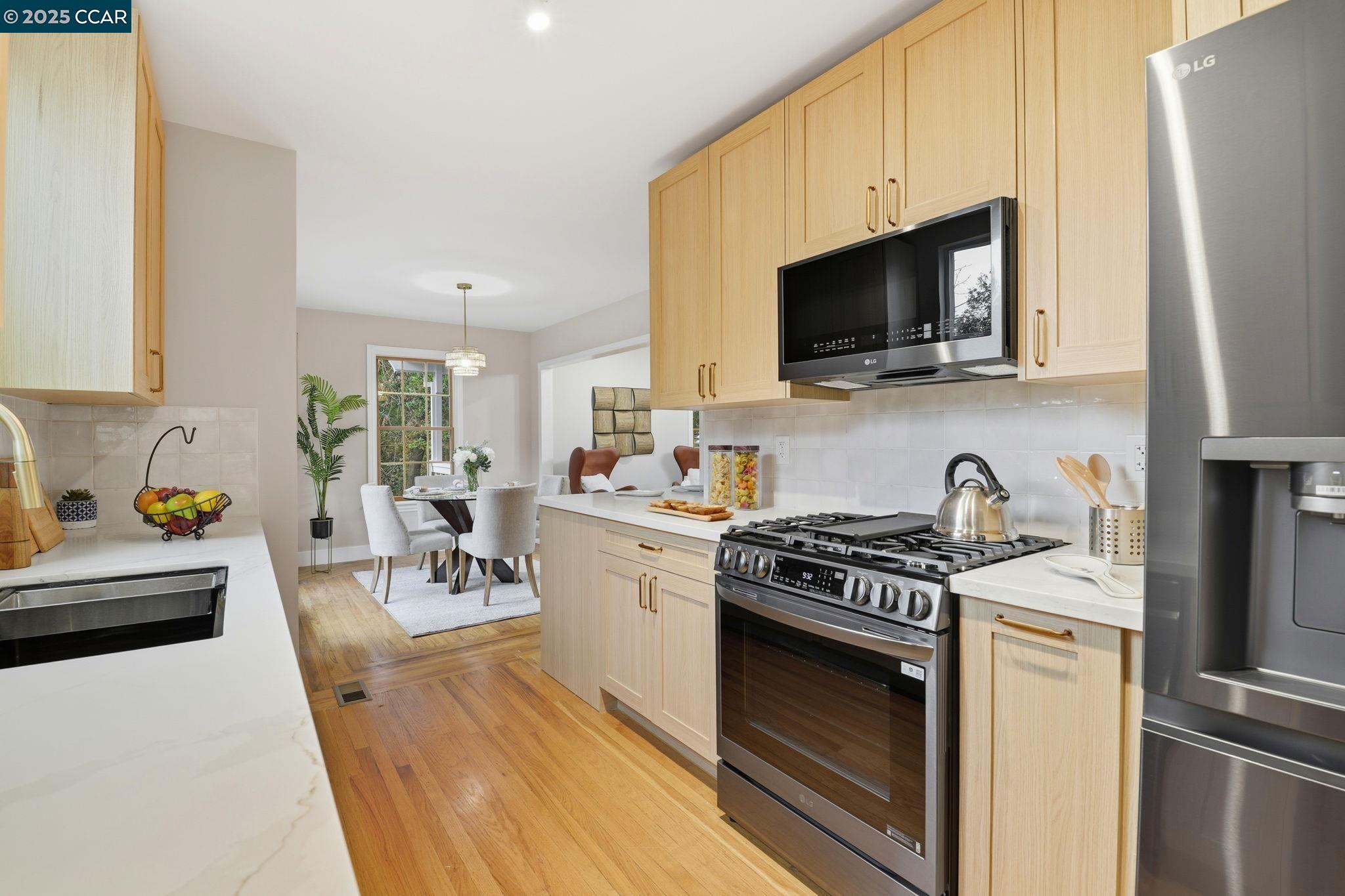 4461 Alhambra Way Martinez, CA 94553 - Photo 11 of 42