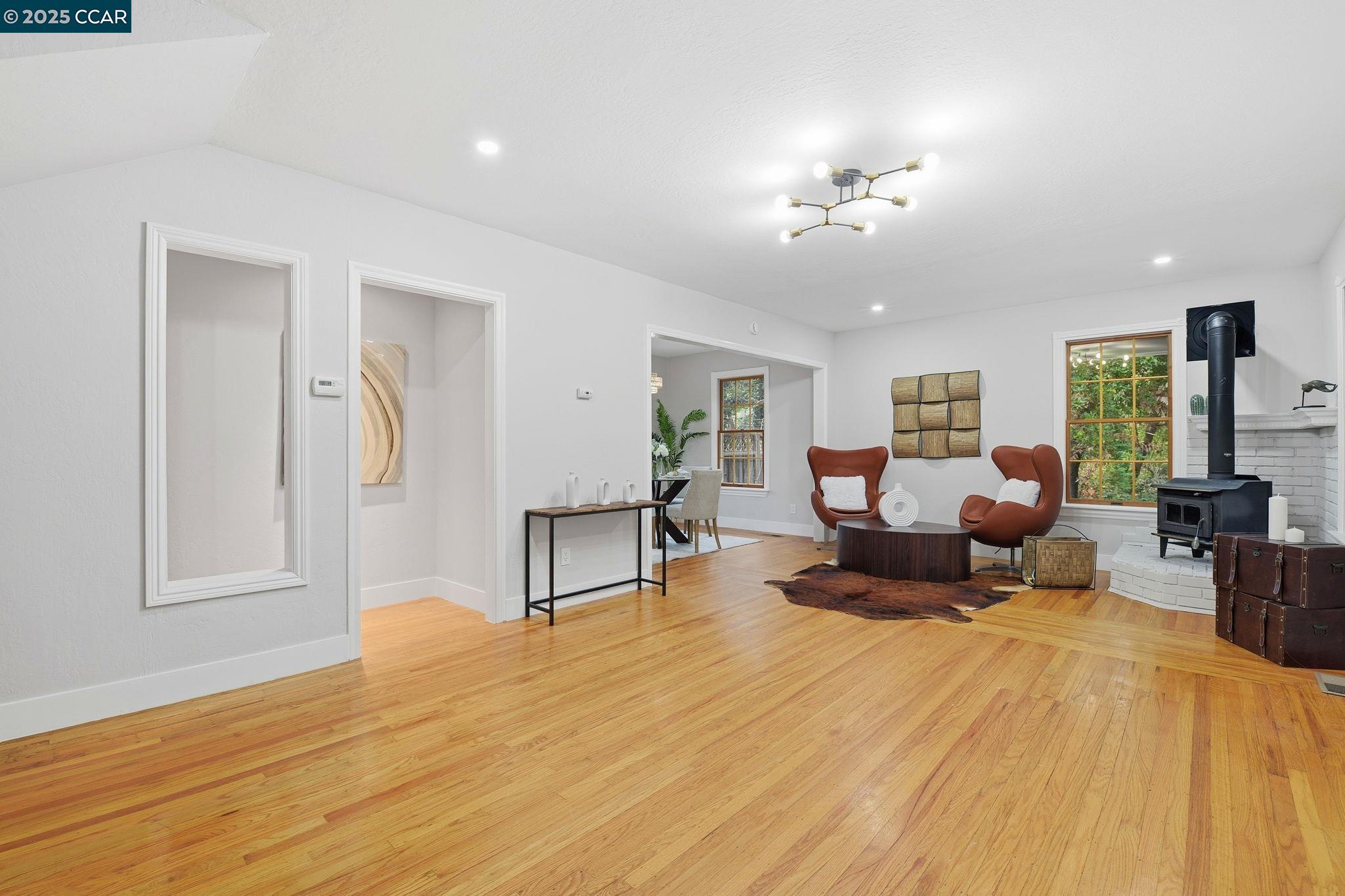 4461 Alhambra Way Martinez, CA 94553 - Photo 6 of 42