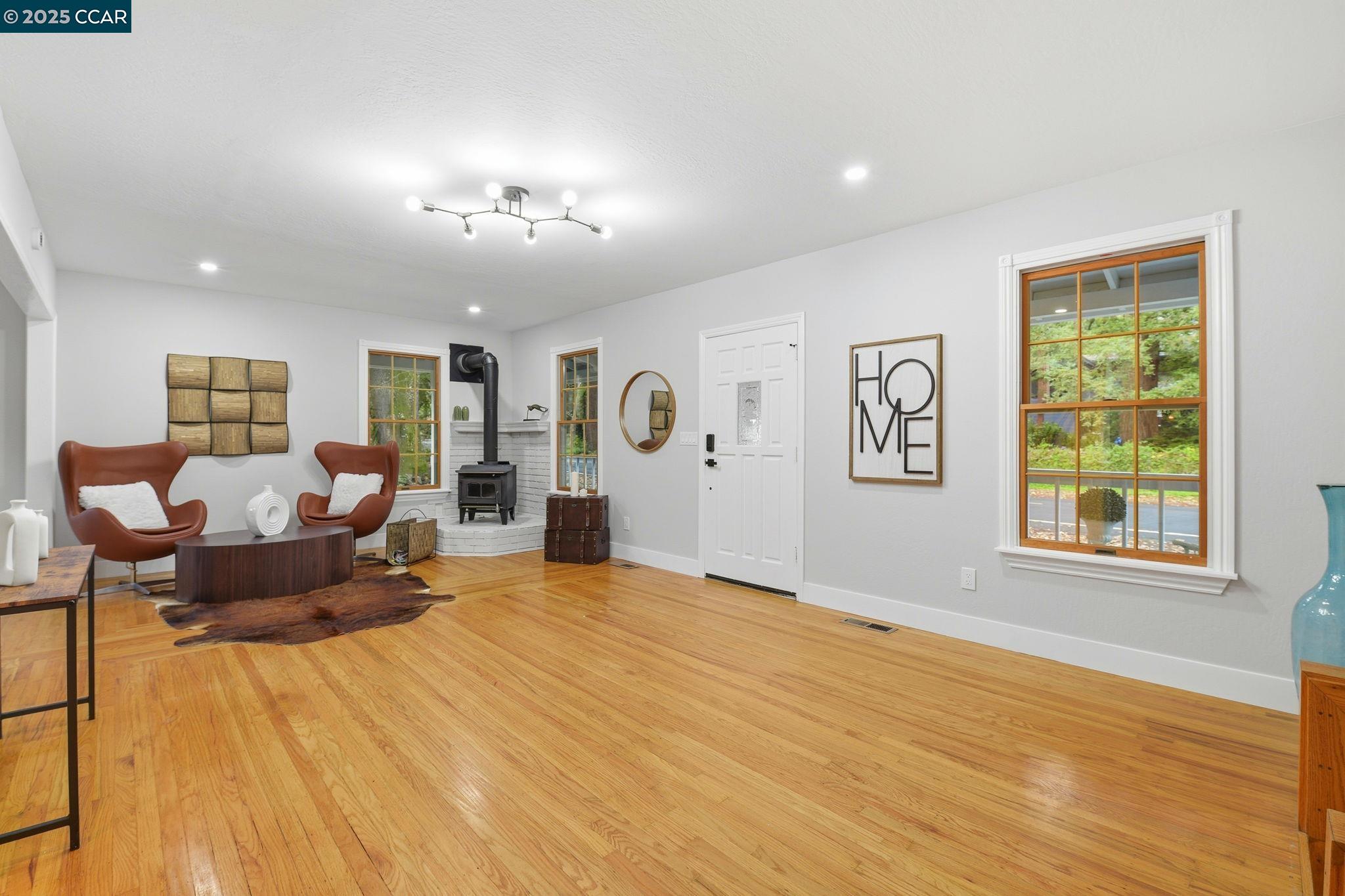 4461 Alhambra Way Martinez, CA 94553 - Photo 7 of 42