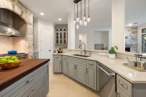 $1,290,000 | 10913 Cusseta Lane, Austin, TX 78739