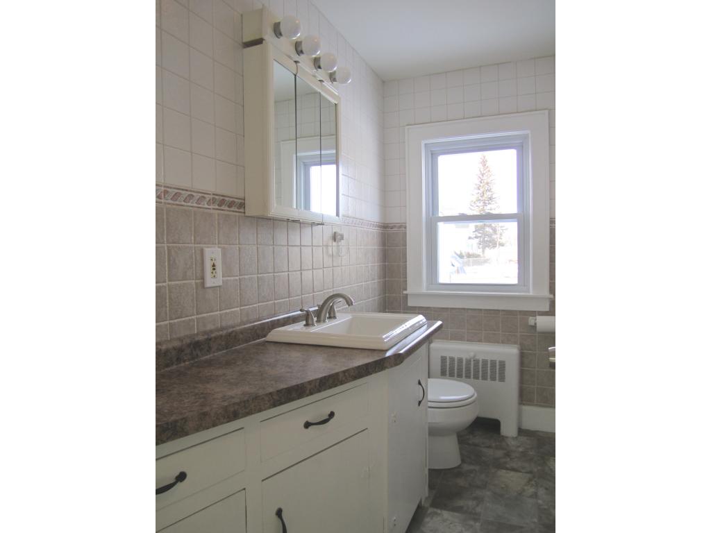 220 Cilley Road Manchester, NH 03103 - Photo 14 of 27