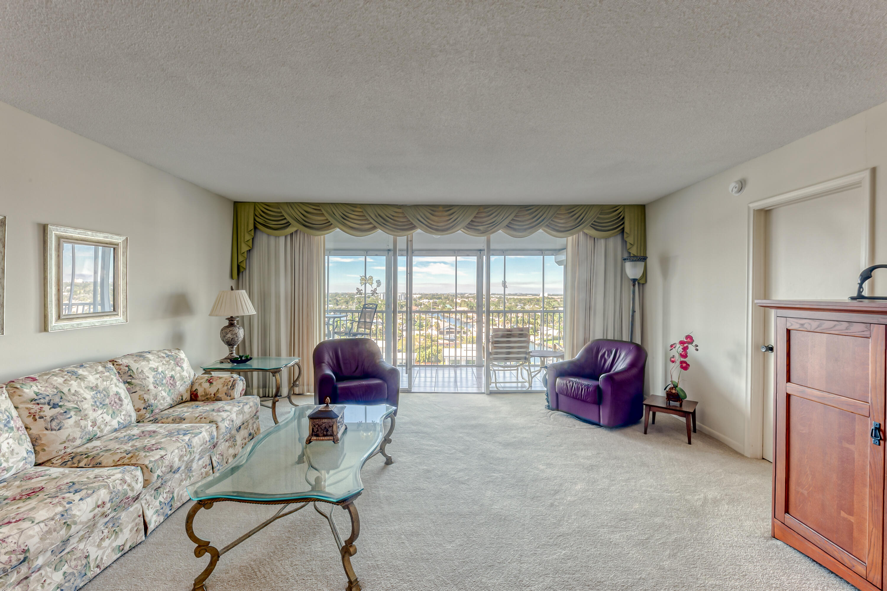 303 North Riverside Drive, Unit PH5 Pompano Beach, FL 33062 - Photo 19 of 46 Living Room