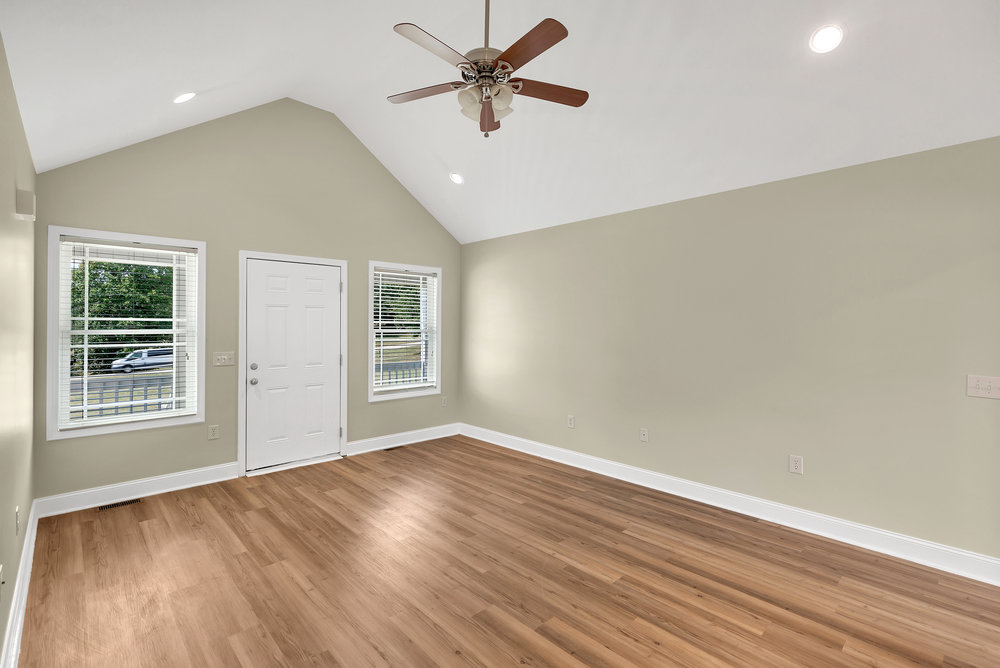 331 Blacksnake Road Pickens, SC 29671 - Photo 4 of 29