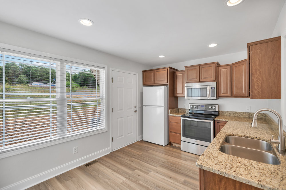 331 Blacksnake Road Pickens, SC 29671 - Photo 8 of 29