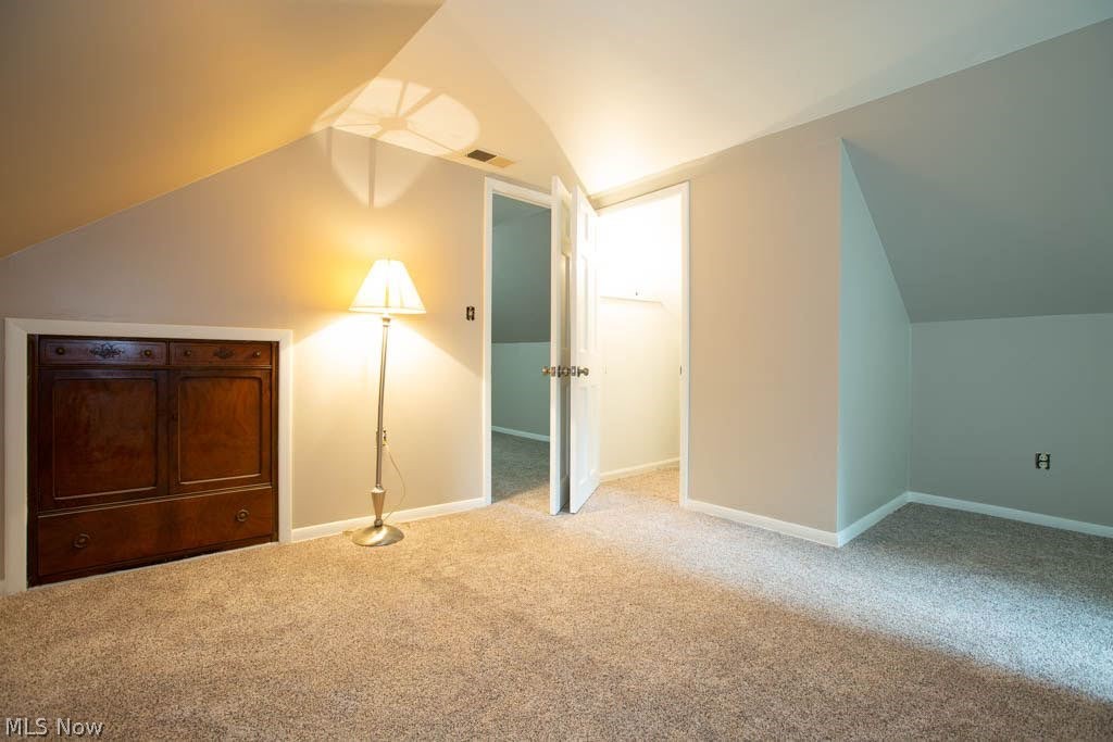 4812 Anderson Road Cleveland, OH 44124 - Photo 23 of 34
