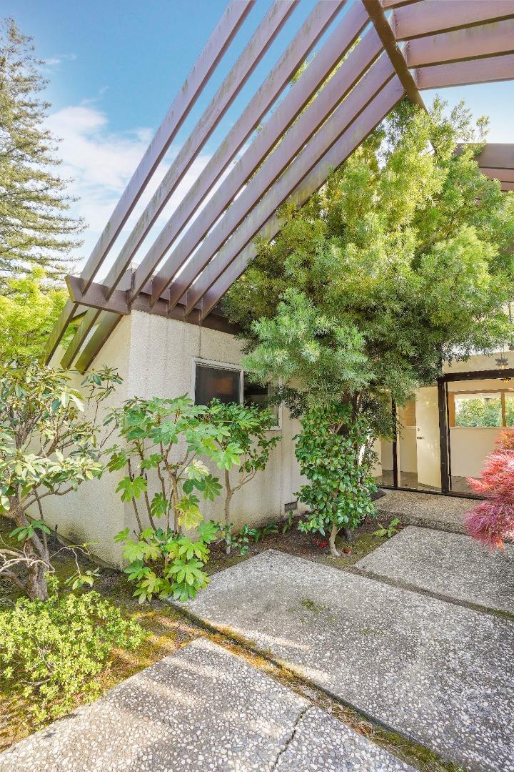 80 Gresham Lane Atherton, CA 94027 - Photo 4 of 30 a front view of a house with garden