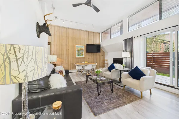 $8,000 | 311 South Aspen Street, Unit 3, Aspen, CO 81611
