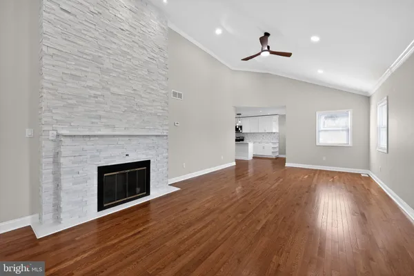 $595,000 | 207 Rolling Green Avenue, New Castle, DE 19720