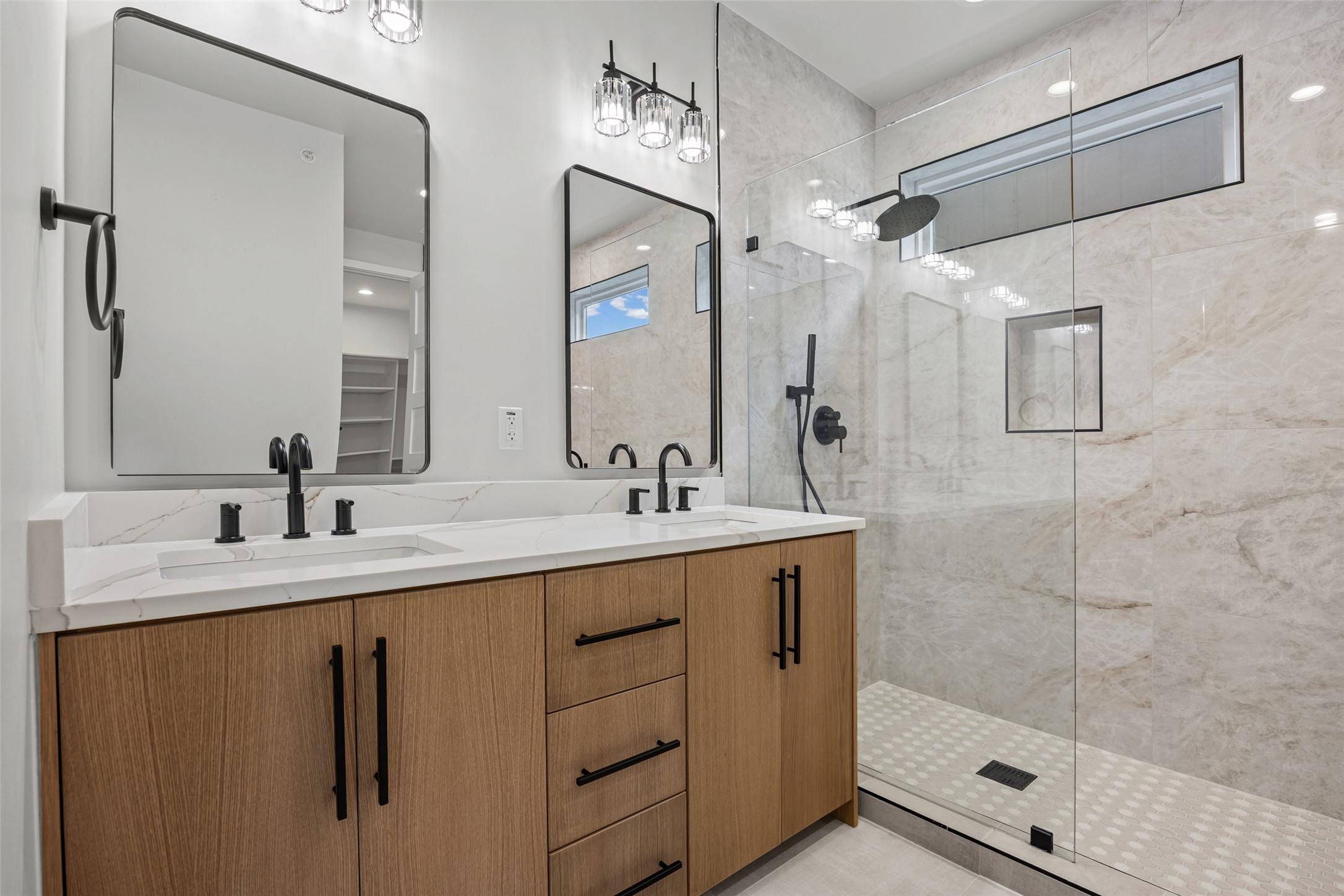 100 West Odell Street, Unit 2 Austin, TX 78752 - Photo 19 of 27