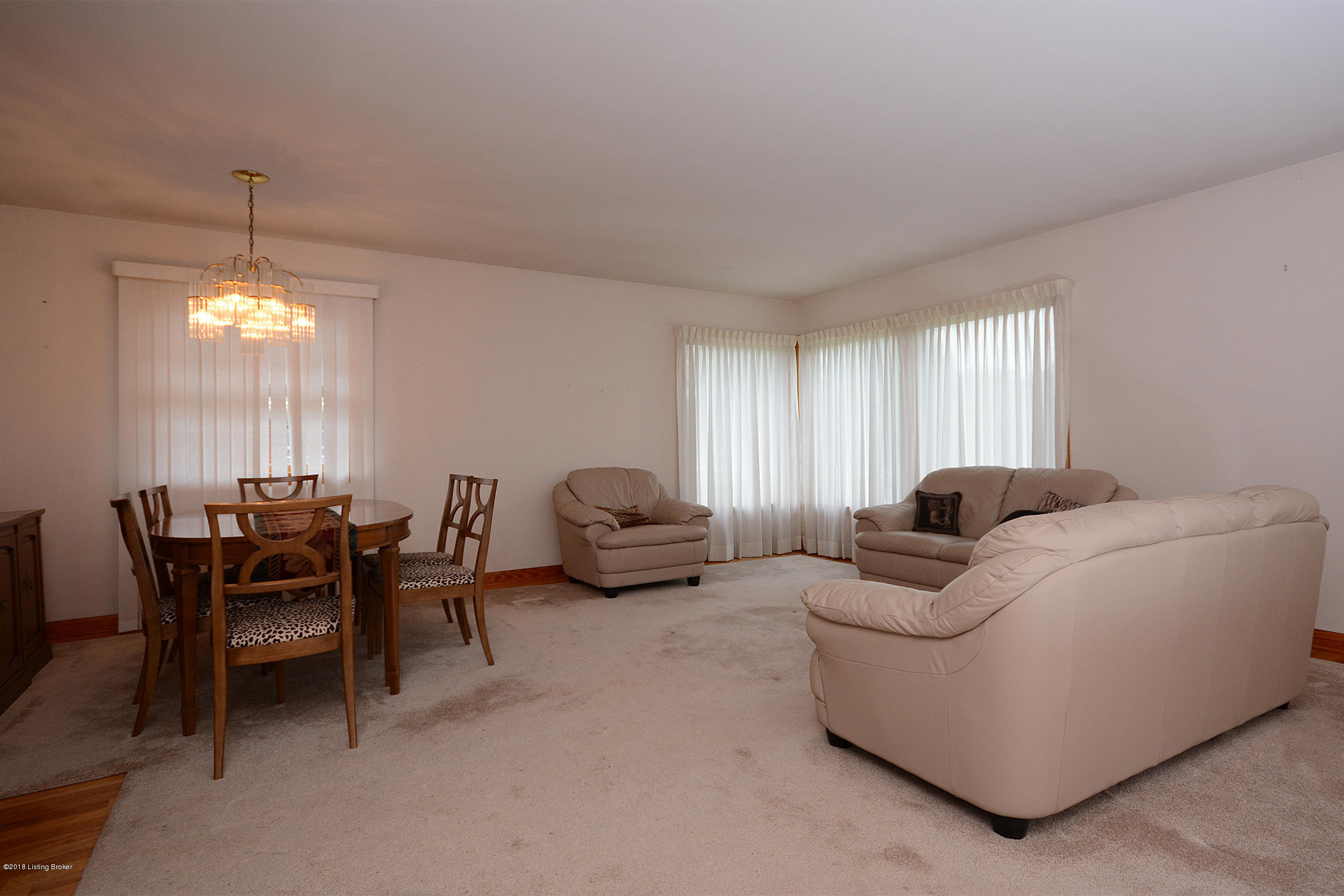 4112 Dover Road Louisville, KY 40216 - Photo 25 of 26 Dover Rd-Great Rm-1