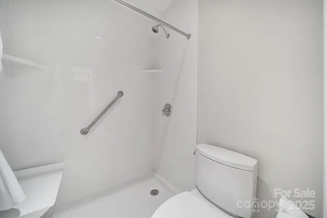 $214,000 | 5008 Sardis Road, Unit B, Charlotte, NC 28270