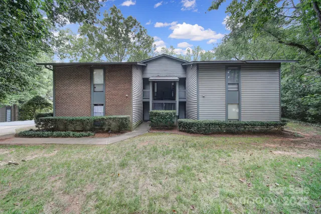 $214,000 | 5008 Sardis Road, Unit B, Charlotte, NC 28270