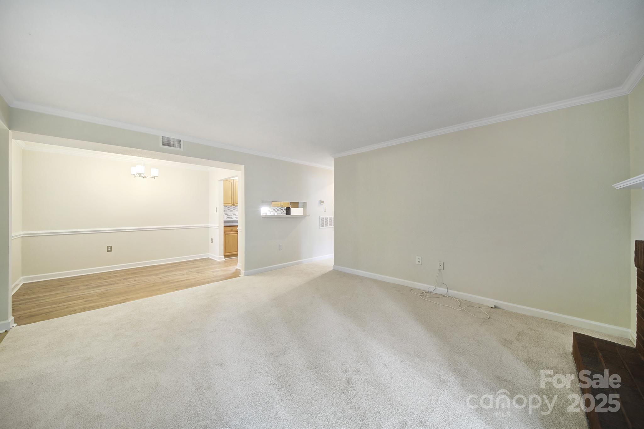 5008 Sardis Road, Unit B Charlotte, NC 28270 - Photo 4 of 27