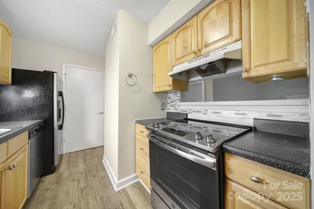 $214,000 | 5008 Sardis Road, Unit B, Charlotte, NC 28270