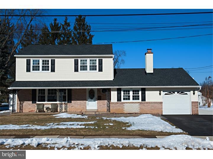 165 Waverly Road Southampton, PA 18966 - Photo 1 of 17 Exterior Front