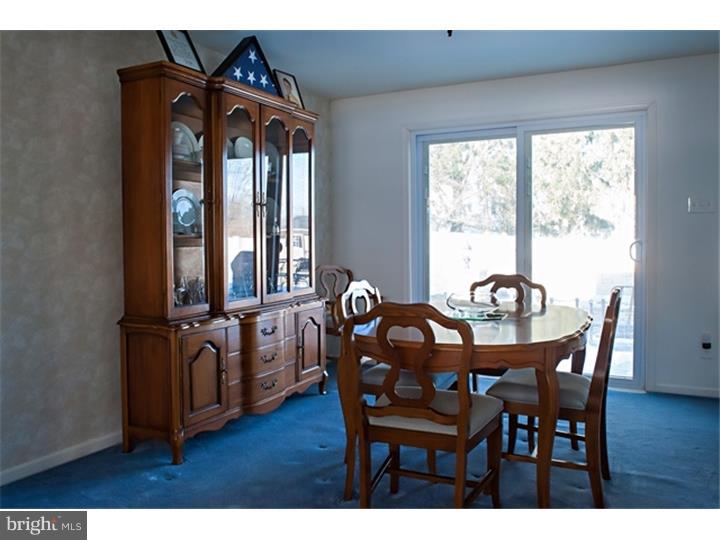 165 Waverly Road Southampton, PA 18966 - Photo 5 of 17 Dining Room